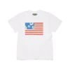 Camiseta con bandera y coronas, color blanco