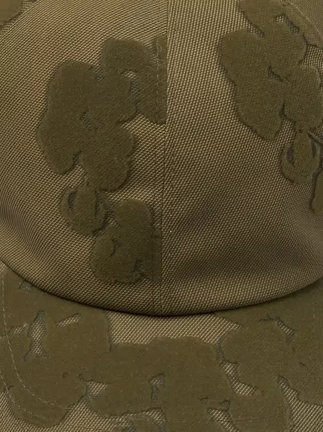 Gorra «Cotton Wreath» con estampado flocado, color beige