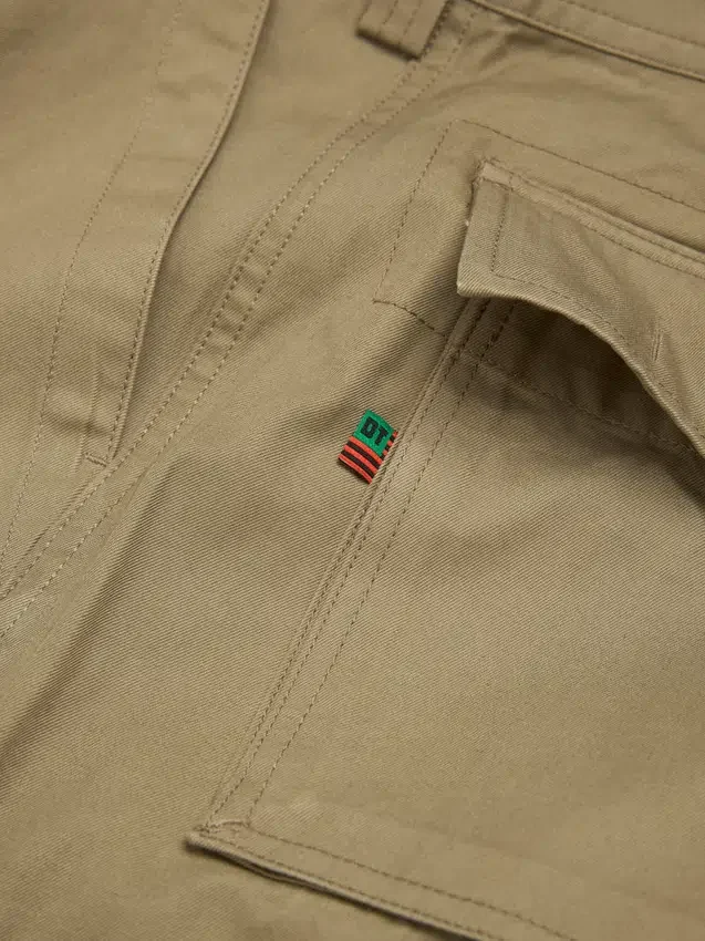 Pantalones cortos cargo de temporada, color beige