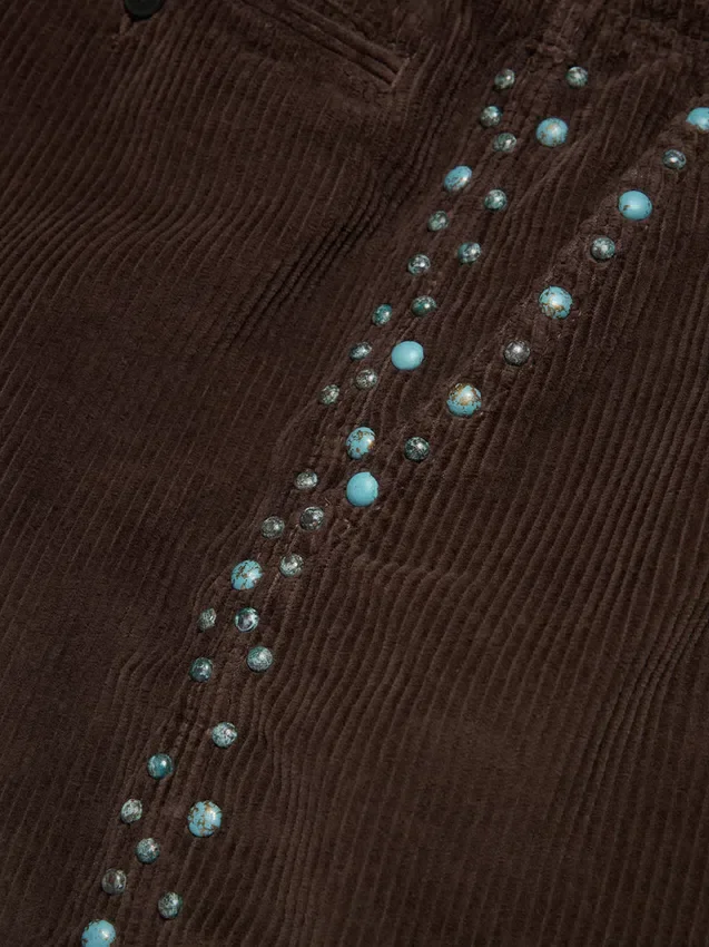 Pantalones cortos de pana con tachuelas oxidadas