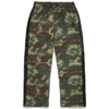 Pantalones de chándal de camuflaje con lentejuelas y bajo abierto